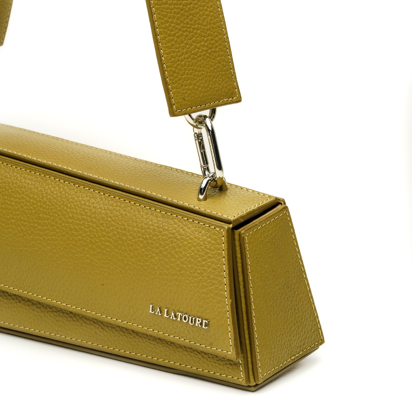 La Icónica Shoulder Bag